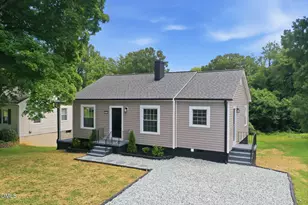 402 W Gilbreath St, Graham, NC 27253 - Photo 6