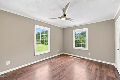 402 W Gilbreath Street, Graham, NC 27253 - Photo 28