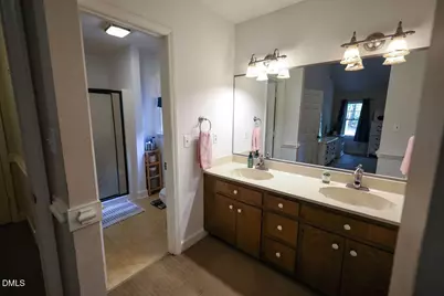 2013 Fox Den, Clayton, NC 27527 - Photo 16