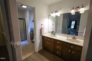 2013 Fox Den, Clayton, NC 27527 - Photo 16
