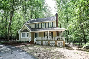 2013 Fox Den, Clayton, NC 27527 - Photo 2