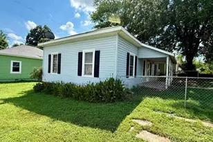 219 Kerr Dr, Roxboro, NC 27573 - Photo 4