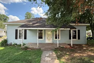 219 Kerr Dr, Roxboro, NC 27573 - Photo 2