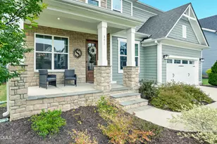 301 Silent Bend Dr, Holly Springs, NC 27540 - Photo 2