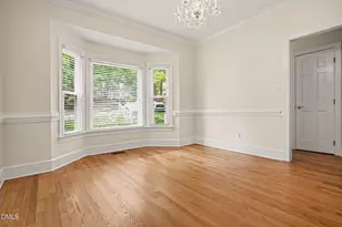 1304 Hampshire Ct, Raleigh, NC 27612 - Photo 8