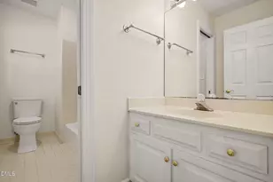 1304 Hampshire Ct, Raleigh, NC 27612 - Photo 16
