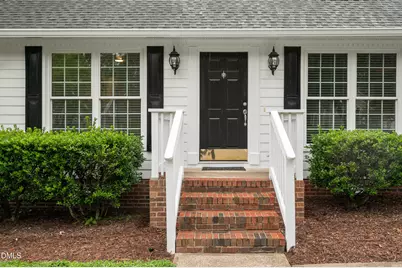 102 Glensford Way, Cary, NC 27513 - Photo 2