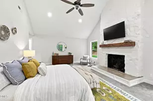 2010 Damascus Church Rd, Chapel Hill, NC 27516 - Photo 20