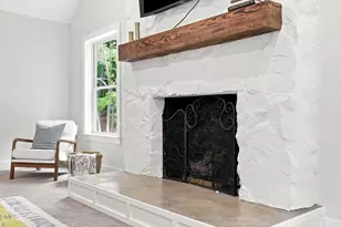 2010 Damascus Church Rd, Chapel Hill, NC 27516 - Photo 22
