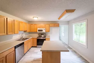 2108 Jordan Cabin Rd, Wendell, NC 27591 - Photo 2