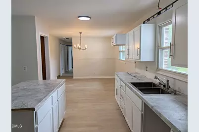 700 W Carver Street, Durham, NC 27704 - Photo 2