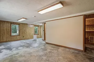 1701 Lord Ashley Dr, Sanford, NC 27330 - Photo 32