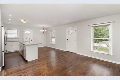 823 Cotton Place, Raleigh, NC 27601 - Photo 8