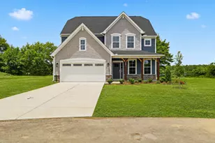 325 Oak Mdw Ln, Angier, NC 27501 - Photo 1