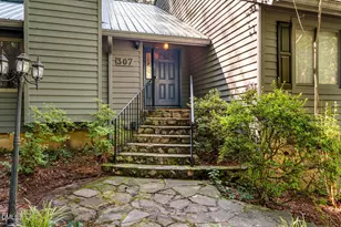 307 Azalea Dr, Chapel Hill, NC 27517 - Photo 2