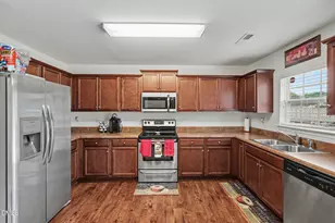 3913 Huntsmoor Ln NW, Wilson, NC 27896 - Photo 8