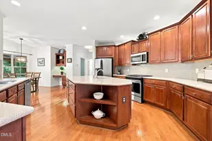 114 Castle Garden St, Cary, NC 27513 - Photo 18