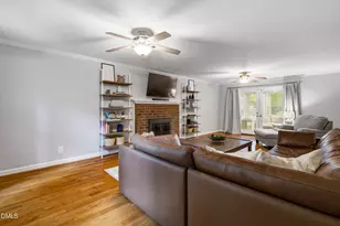 2901 Meadowview Ct, Apex, NC 27539 - Photo 6