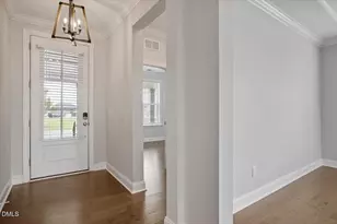 245 N Crest Dr, Chapel Hill, NC 27517 - Photo 4