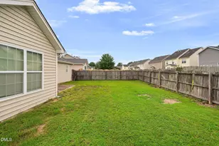624 Lawson Cypress Ln, Fuquay-Varina, NC 27526 - Photo 38