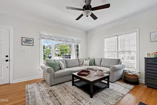 300 Madison Grove Pl, Cary, NC 27519 - Photo 4