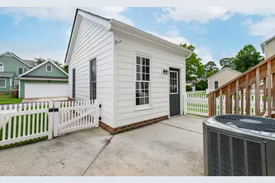 300 Madison Grove Place, Cary, NC 27519 - Photo 30
