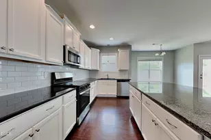 51 Tall Oak Ct, Clayton, NC 27520 - Photo 2