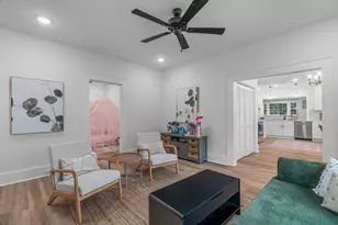 602 W Main St, Benson, NC 27504 - Photo 8
