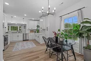 602 W Main St, Benson, NC 27504 - Photo 12