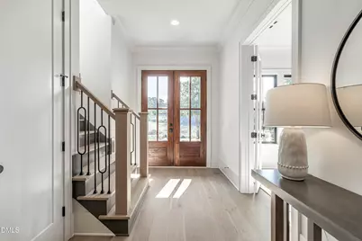 609 N Salem Street, Apex, NC 27502 - Photo 2