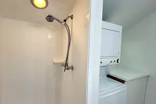 1421-A Lynn Rd, Raleigh, NC 27612 - Photo 12