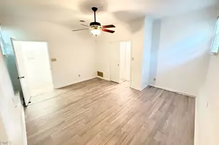 1421-A Lynn Rd, Raleigh, NC 27612 - Photo 8