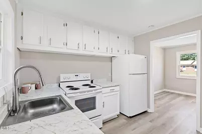 4926 Galveston Drive, Fayetteville, NC 28303 - Photo 10