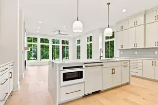 81611 Alexander, Chapel Hill, NC 27517 - Photo 14