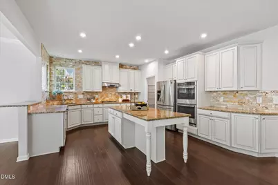 2812 Clifton Oaks Drive, Apex, NC 27562 - Photo 10