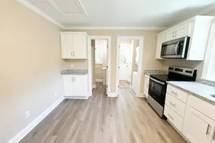 142 Clayton St, Roxboro, NC 27573 - Photo 8