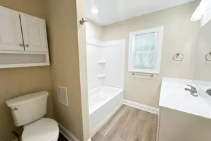 142 Clayton St, Roxboro, NC 27573 - Photo 22
