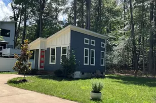 107 D Hillcrest Ave, Carrboro, NC 27510 - Photo 2