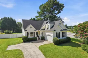 101 Somerset Farm Dr, Holly Springs, NC 27540 - Photo 8