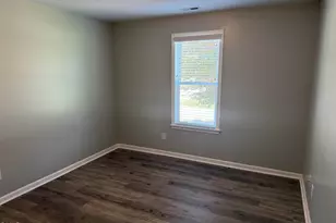 1577 N Carolina 39, Selma, NC 27576 - Photo 8