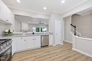 4325 Vienna Crest Dr, Raleigh, NC 27613 - Photo 12