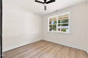 518 N Charles St, Mebane, NC 27302 - Photo 6