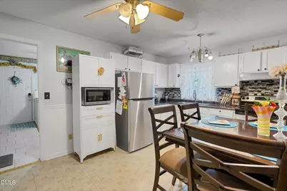 905 Alexander Stewart Drive, Hillsborough, NC 27278 - Photo 16