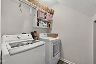 725/727 Carolina Ave, Raleigh, NC 27606 - Photo 40