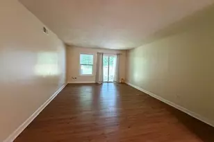 2510 Avent Ferry Rd, Raleigh, NC 27606 - Photo 10