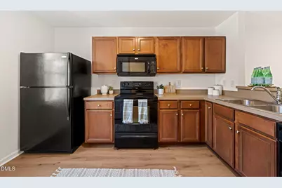 5122 Thornton Knoll Way, Raleigh, NC 27616 - Photo 6