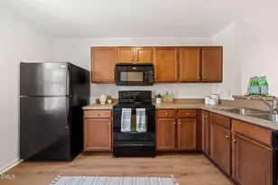 5122 Thornton Knoll Way, Raleigh, NC 27616 - Photo 6