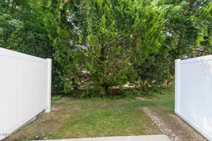 5122 Thornton Knoll Way, Raleigh, NC 27616 - Photo 24