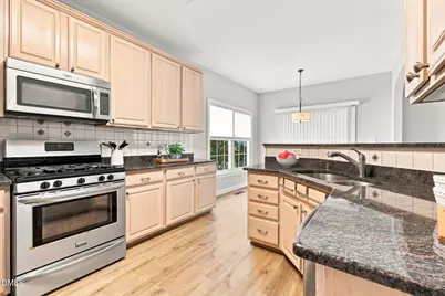 107 Holmhurst Court, Cary, NC 27519 - Photo 14