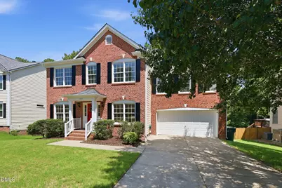 107 Holmhurst Court, Cary, NC 27519 - Photo 2